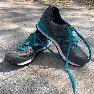 Like new New Balance sneakers dark gray and turquoise with specs of glitter